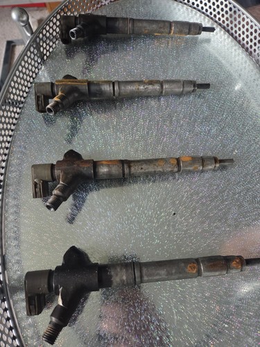 Set injectors for toyota - of,