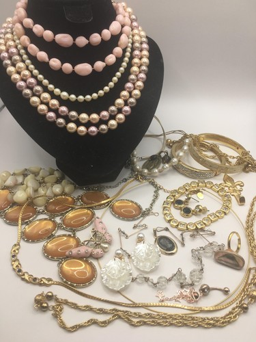 Job lot gold tone jewellery - job,
