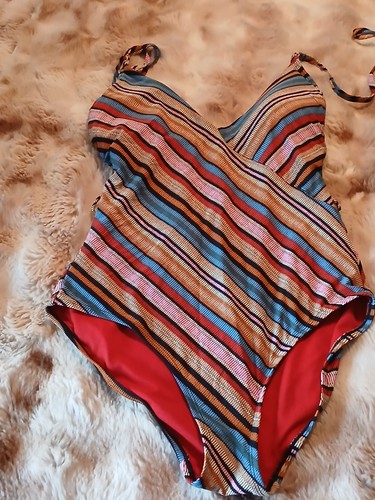 Swimming costume size - swimming,