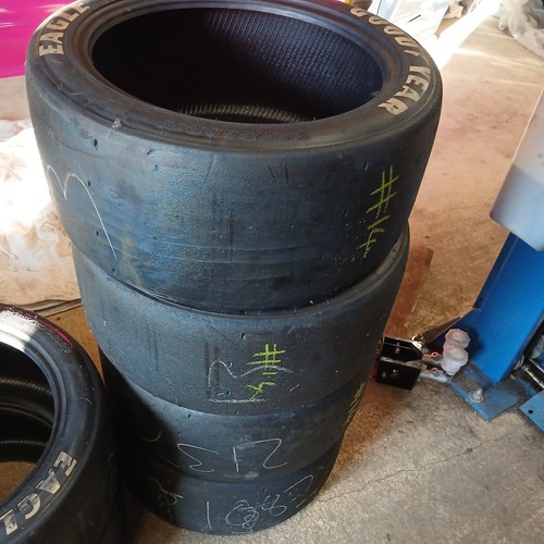 Goodyear 265 66 18 - 4, 265/66/18