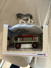 Schleich 40190  Wagon horse drawn cart carriage with driver new in box 