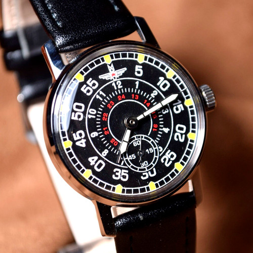 Wristwatch pobeda sturmanskie - wristwatch,