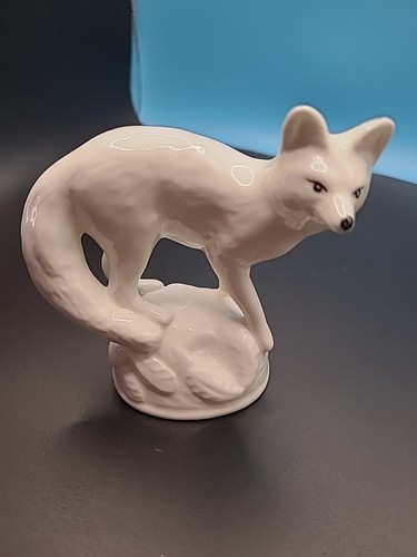 Crown staffordshire fox - fox,