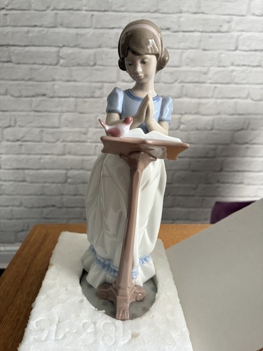 Lladro 6584 sunday - sunday, prayer