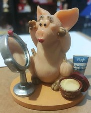 Piggin'  Nip & Tuck  by David Corbridge 2006 VGC  No Box  Rare