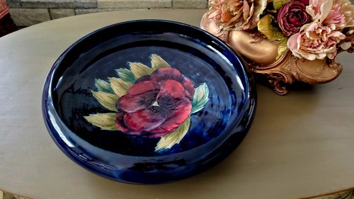 Early william moorcroft pansy - early,