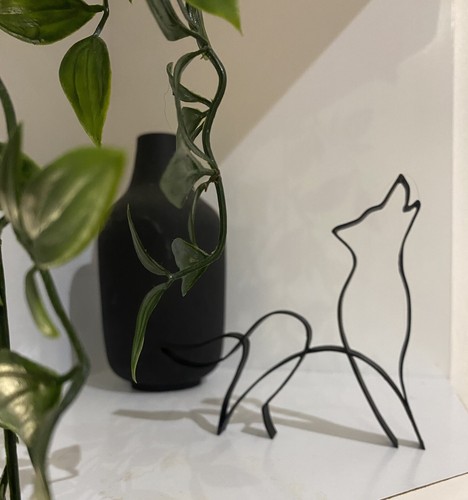Line art fox - wolf, sculpture