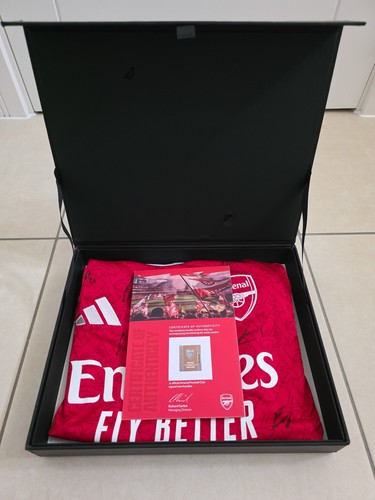Official arsenal signed - 25/26,