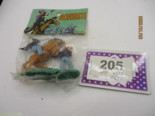 Plastic cowboy figures - , in