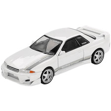 1:64 Scale Mini GT Nissan