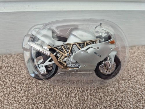 New ducati supersport - new, 1/18