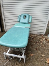 Jade Green  Couch Plinth for Medical/Physio 3 Section Electric Medical Furniture