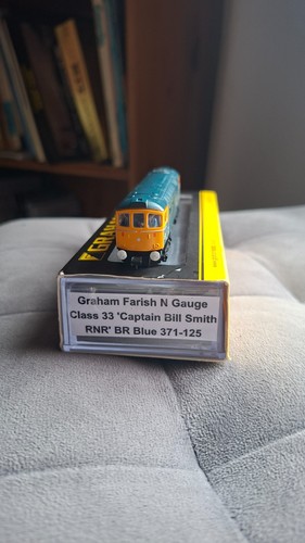 Graham farish gauge class 33 - graham,