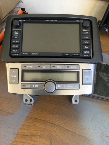 Toyota avensis head - toyota, unit