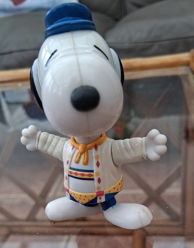 Used mcdonalds 1999 snoopy dog - snoopy,