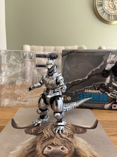 Monsterarts mechagodzilla 3 - monsterarts,