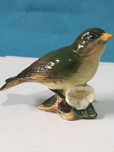 Beswick greenfinch model - greenfinch,
