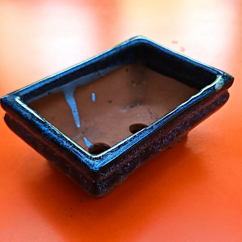 Glossy blue black glazed - glossy,