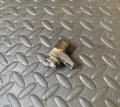 Suzuki 1000 2003 rear - dl,