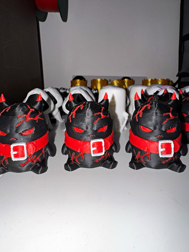 Lot black red horned - &,