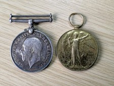 WW1 medal pair to Gilroy