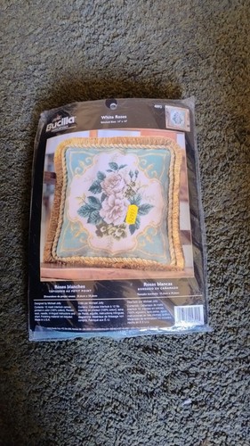 Bucilla white roses - roses, tapestry