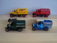 4 Lledo Petrol Tanker - Esso /