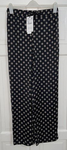 Zara black ecru floral - ecru, print