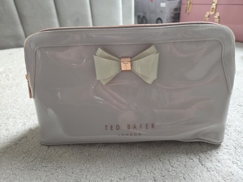 Ted baker light - ted, plastic