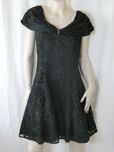 Vntage 1950 style black - c&a,