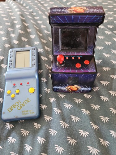 Mini arcade game handsets 80s - game,