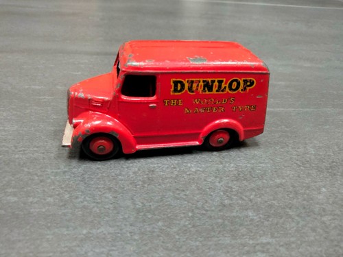Dinky toys 451 - dinky,