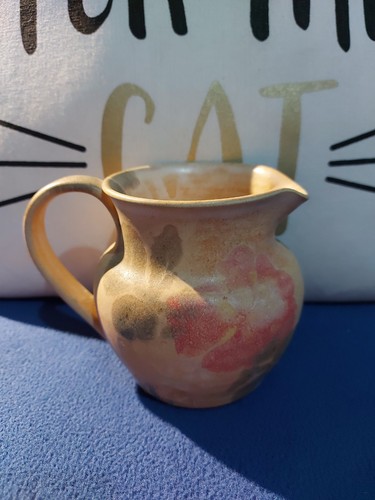 Conwy pottery carol - -, wynne