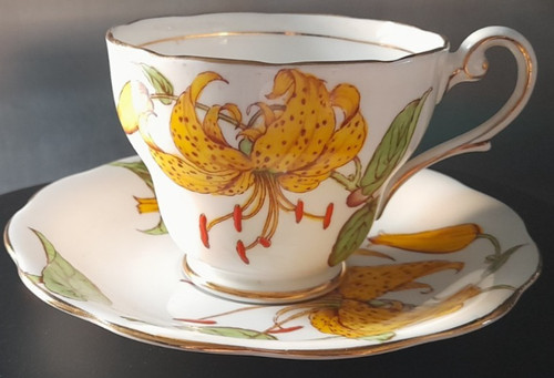 Beautiful vintage royal - beautiful,
