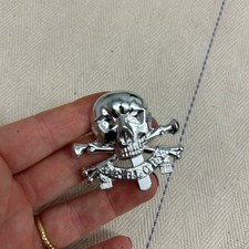 QRL BADGE - Queens Royal