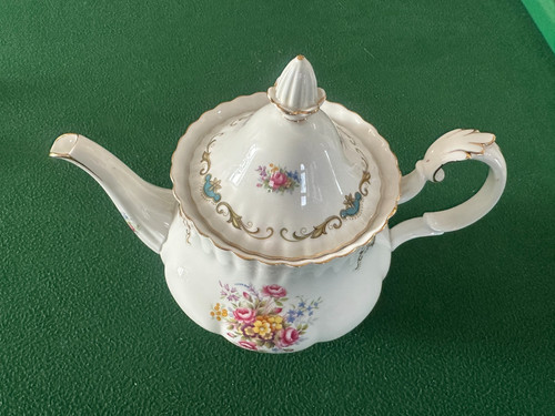 Royal albert berkeley bone - albert,