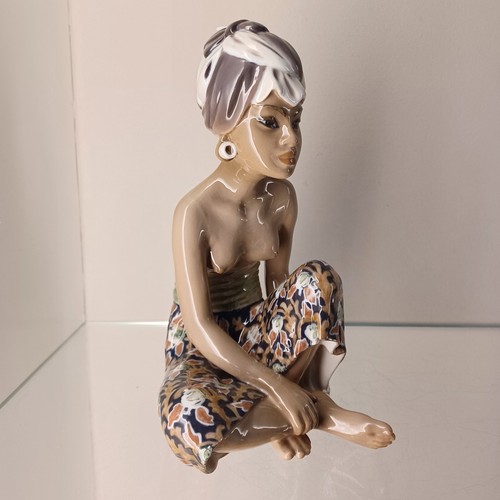 Dahl jensen figurine girl - jensen, from
