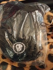 10 new beanies chain logo