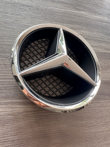 Front grille star - front, emblem