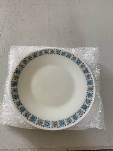 Vintage pyrex full - vintage,