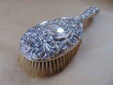GORGEOUS ART NOUVEAU EDWARDIAN STERLING SILVER FLOWERS HAIR BRUSH 1904