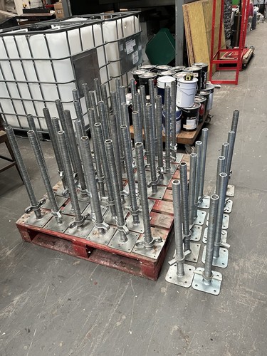 Adjustable base jack used for - adjustable,