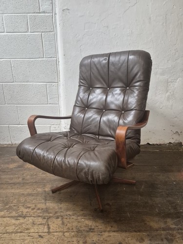 Scandinavian style leather - scandinavian,