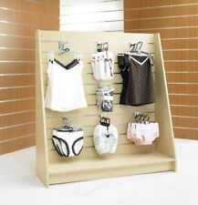 L Style Slatwall Retail Shop