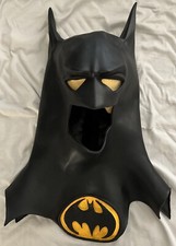 Vintage 1992 DC Comics Batman Returns Rubber Mask/Cowl Keaton Halloween
