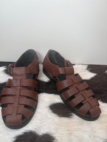 Brown fisherman sandals