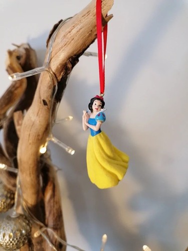 Disney characters christmas - disney,