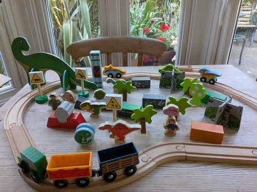 Wooden dinosaurs train set - train,