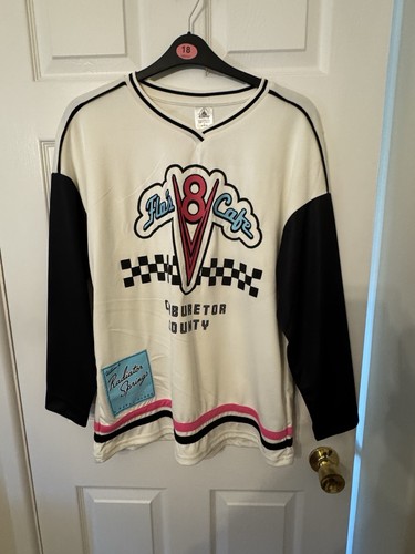 Disney store flo - flo’s, v8