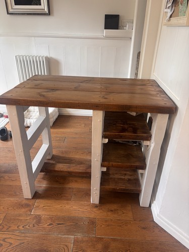 Farmhouse wooden kitchen - wooden,